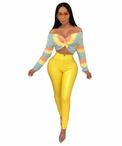 Laidtex Hip Hugging Tight Shiny Pants